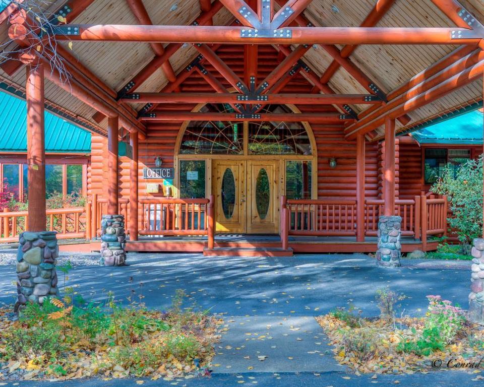 North Forty Resort Columbia Falls Exterior photo