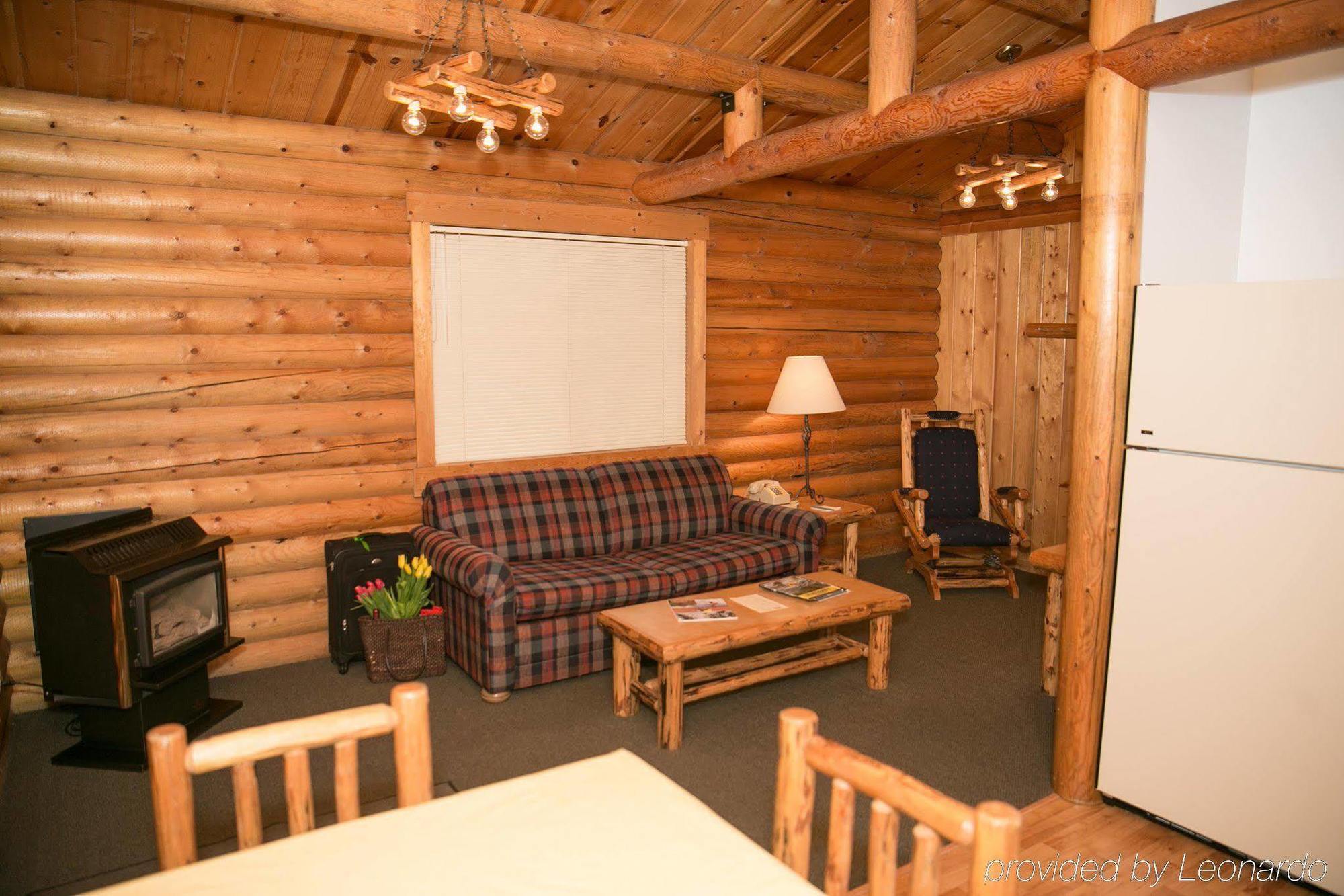 North Forty Resort Columbia Falls Exterior photo