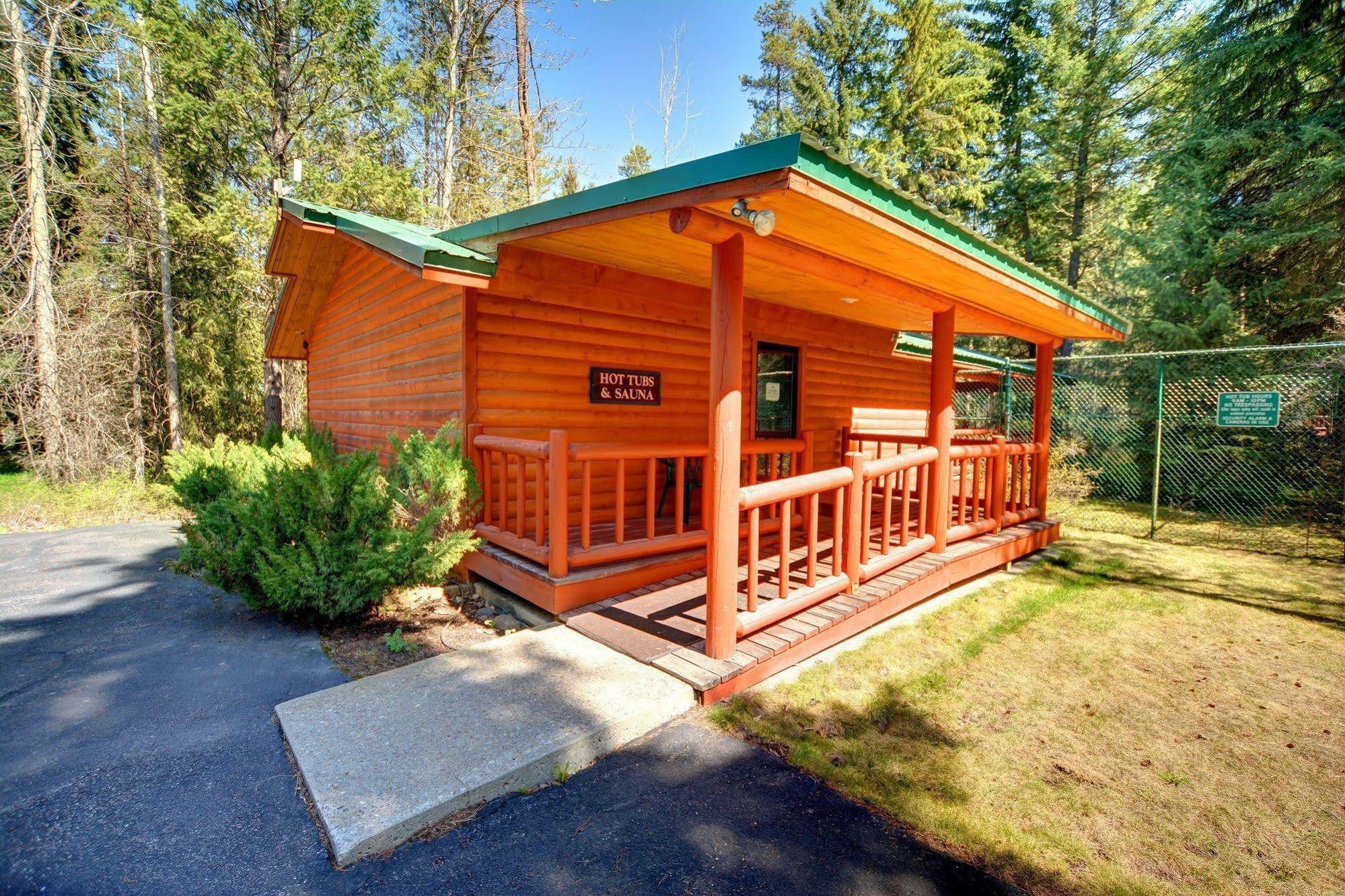 North Forty Resort Columbia Falls Exterior photo